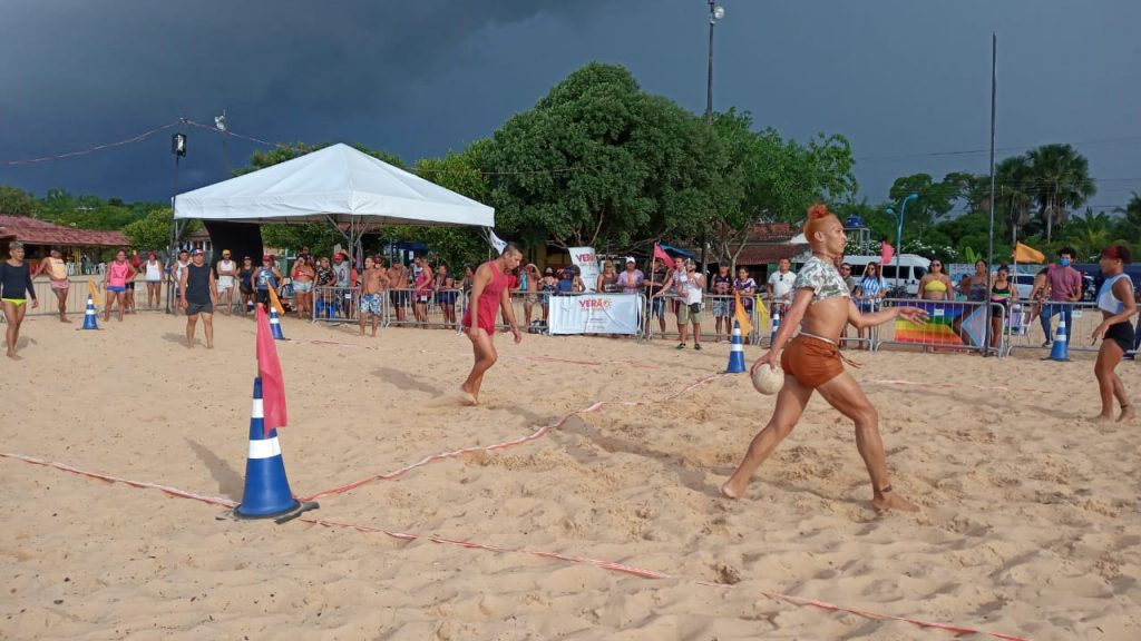 Gaymada foi muito aplaudida pelo público na praia do Farol